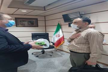 تبریک معاون توسعه مدیریت، منابع و برنامه ریزی دانشگاه به مناسبت میلاد مولود کعبه و روز پدر 