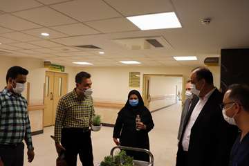 بازدید دکتر پهلوان معاون توسعه مدیریت، منابع و برنامه ریزی دانشگاه از بیمارستان جدید الاحداث مهدیشهر14000613 