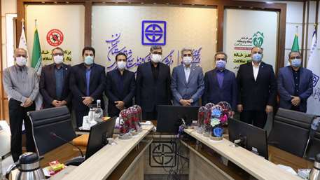  دیدار مدیر کل امور شعب بانک رفاه کارگران استان سمنان با ریاست دانشگاه به مناسبت روز پزشک