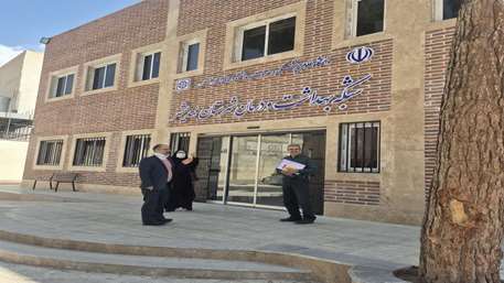بازدید و بررسی امور منابع انسانی و طرح سنجش رضایت از خدمات در شبکه بهداشت و درمان و بیمارستان مهدیشهر