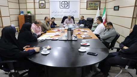 بررسی فرآیند جذب نیروی حجمی (بهکار) در دانشگاه علوم پزشکی استان سمنان